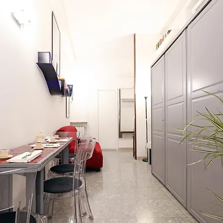 Piazza Navona 公寓